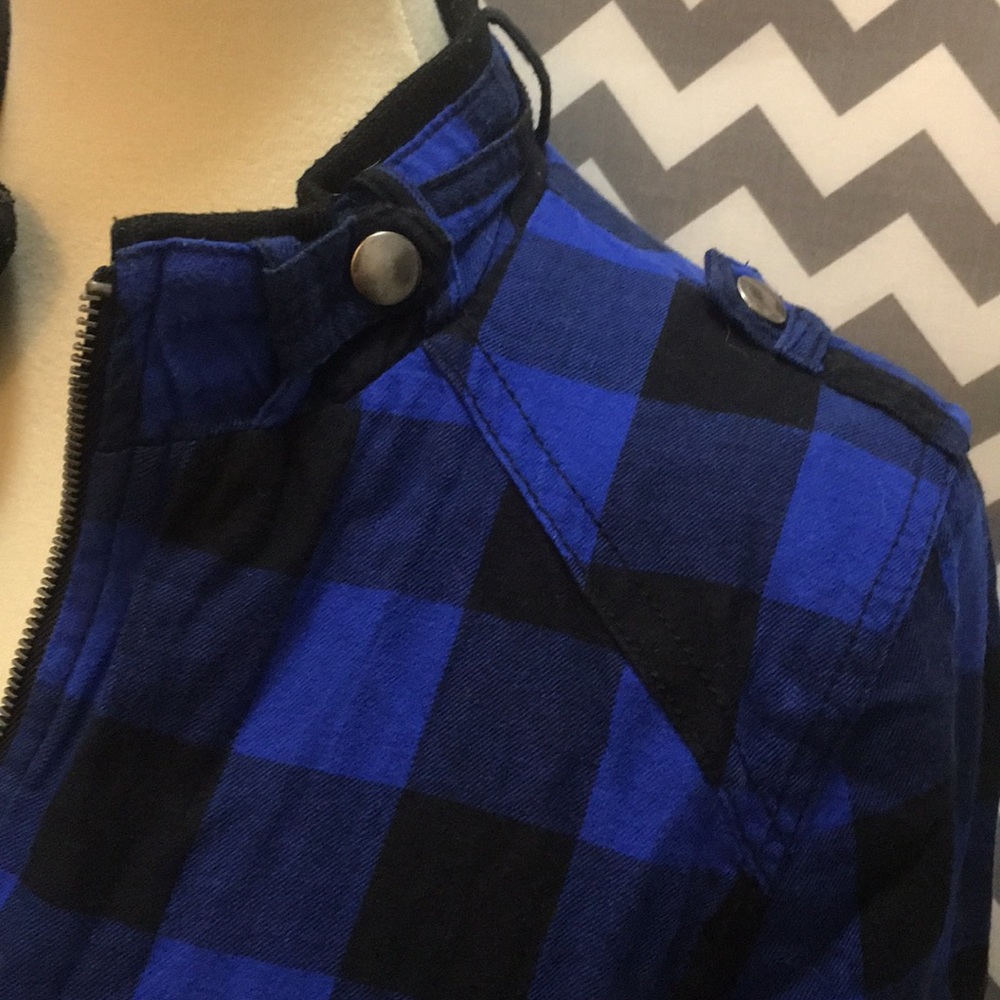 Jacket fully lined‎ size large Forever 21 - Picture 3 of 7